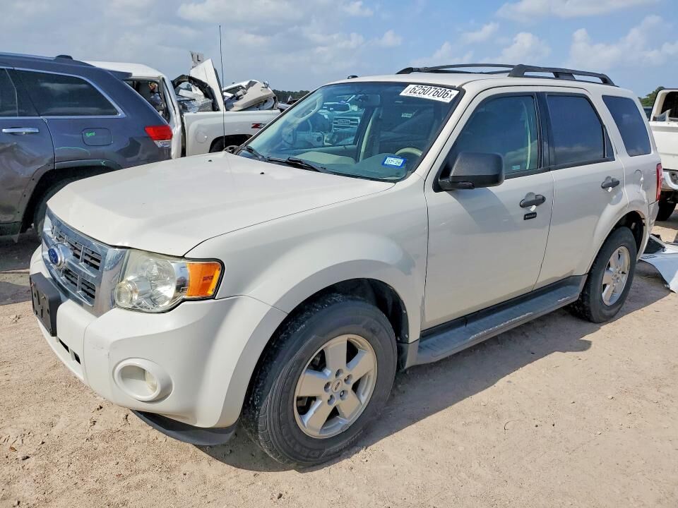 2010 FORD Escape