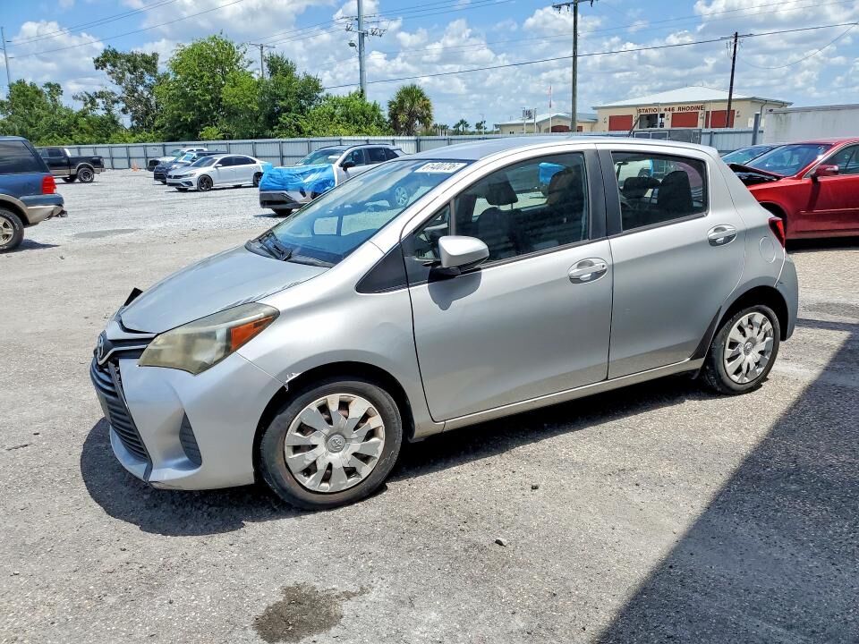 2015 TOYOTA Yaris