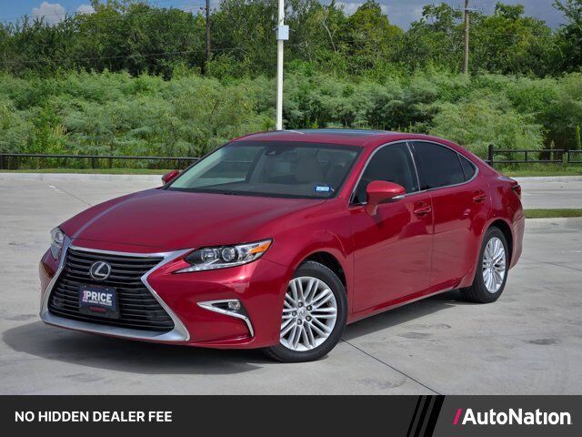 2017 LEXUS ES