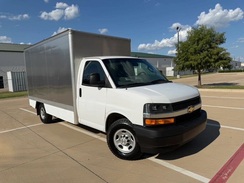 2023 CHEVROLET Express