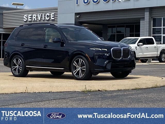 2023 BMW X7