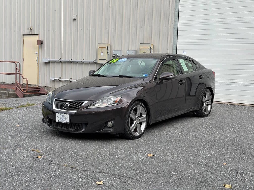 2013 LEXUS IS