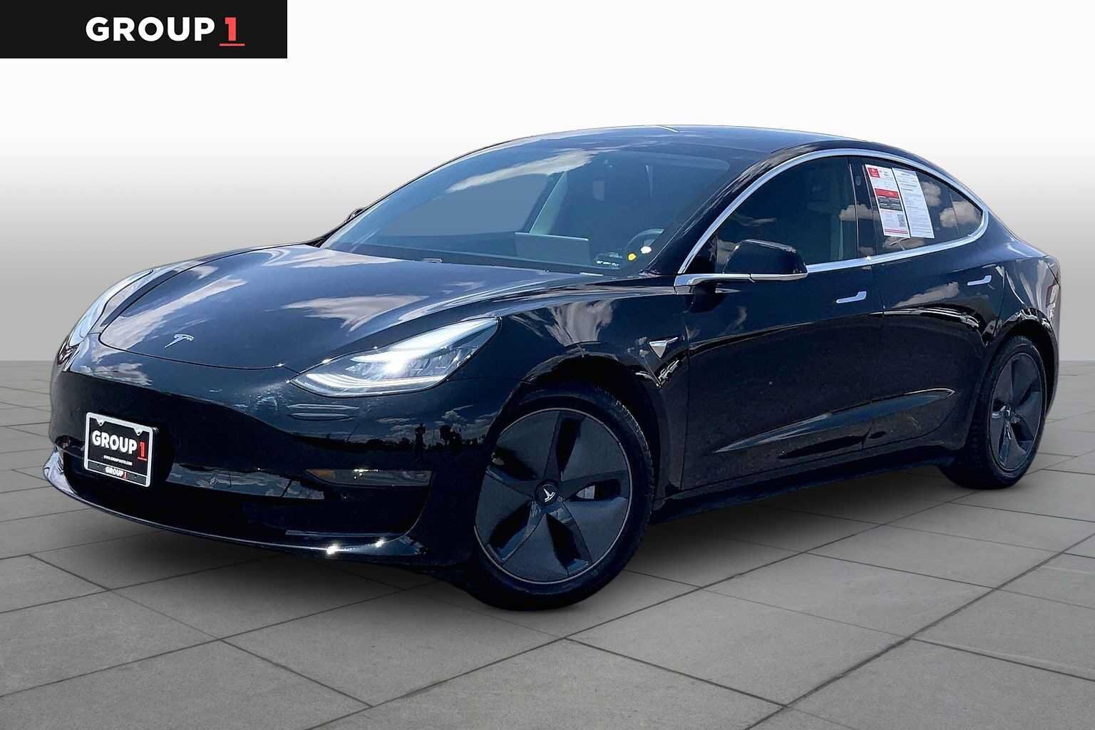2020 TESLA Model 3