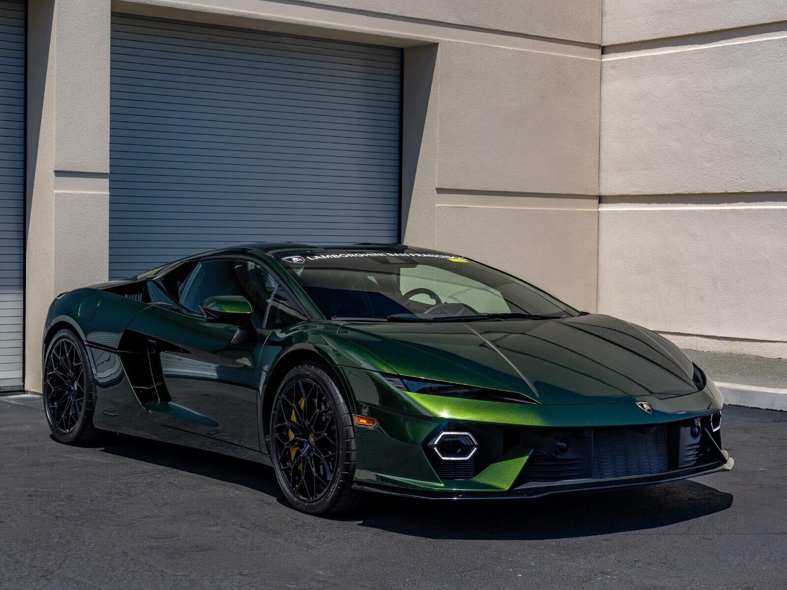 2026 LAMBORGHINI Temerario