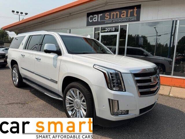 2017 CADILLAC Escalade ESV