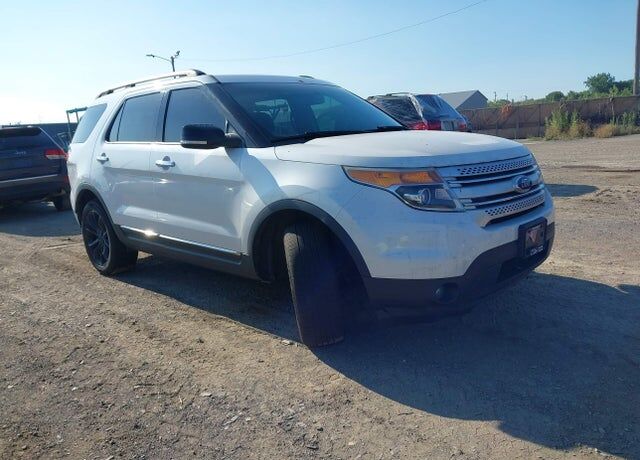 2014 FORD Explorer