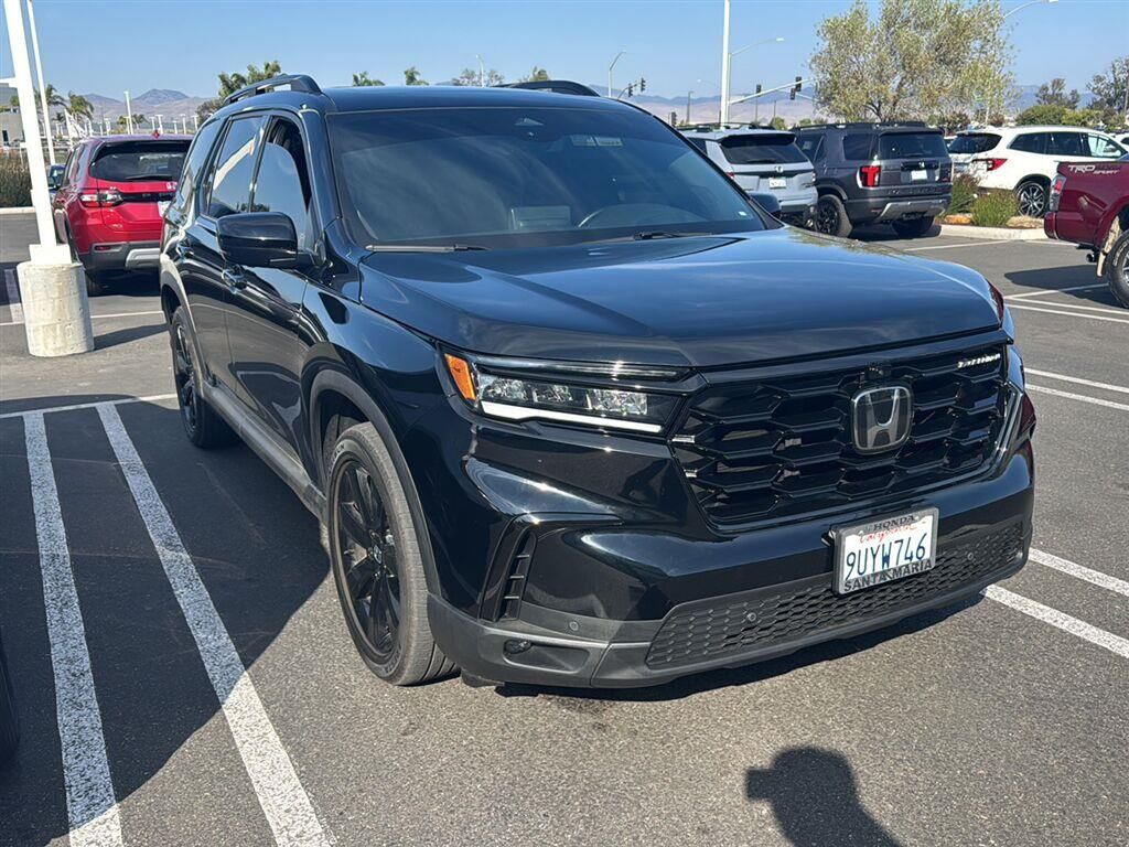 2025 HONDA Pilot