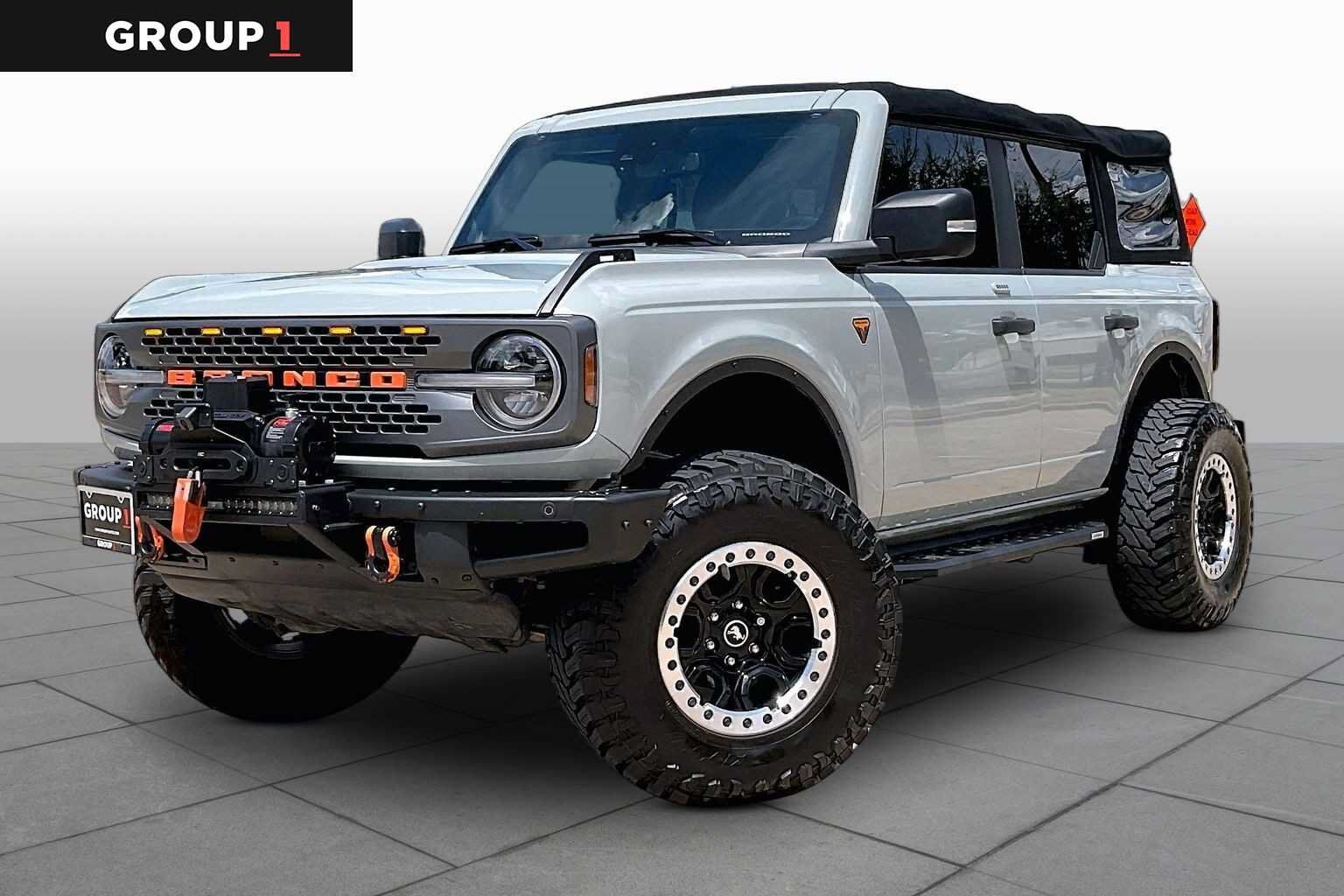 2023 FORD Bronco