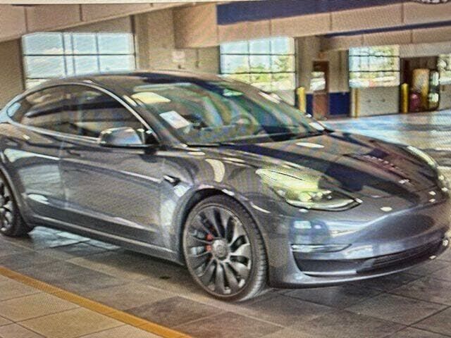 2022 TESLA Model 3