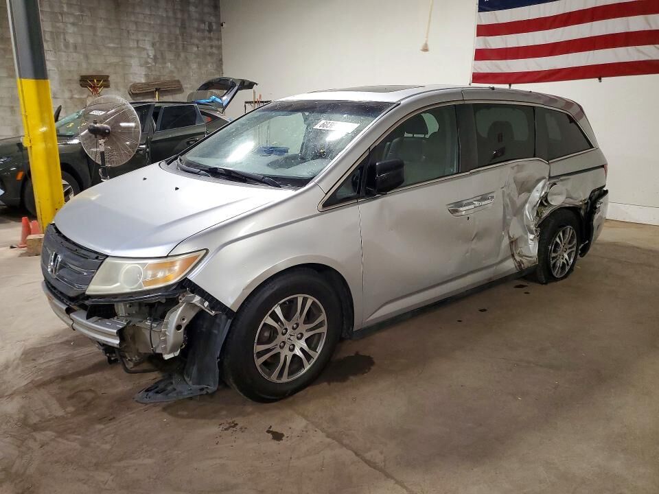 2012 HONDA Odyssey