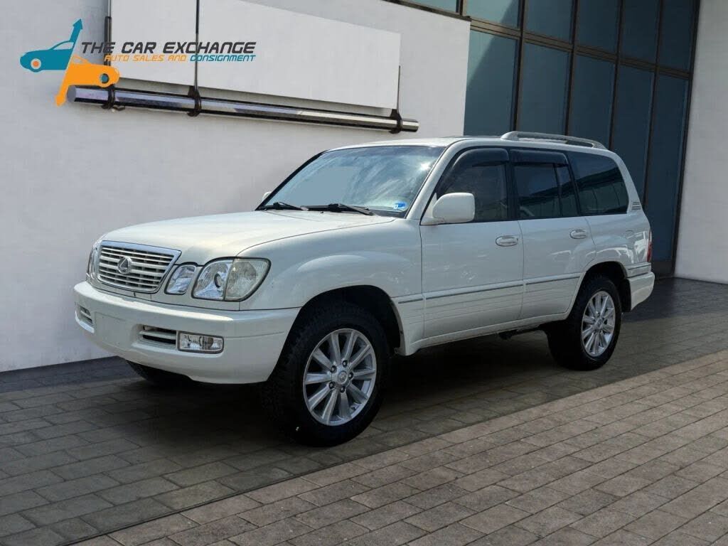 2001 LEXUS LX