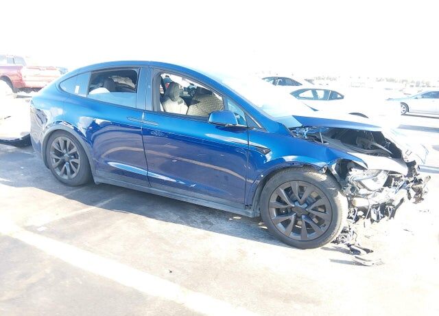 2025 TESLA Model X
