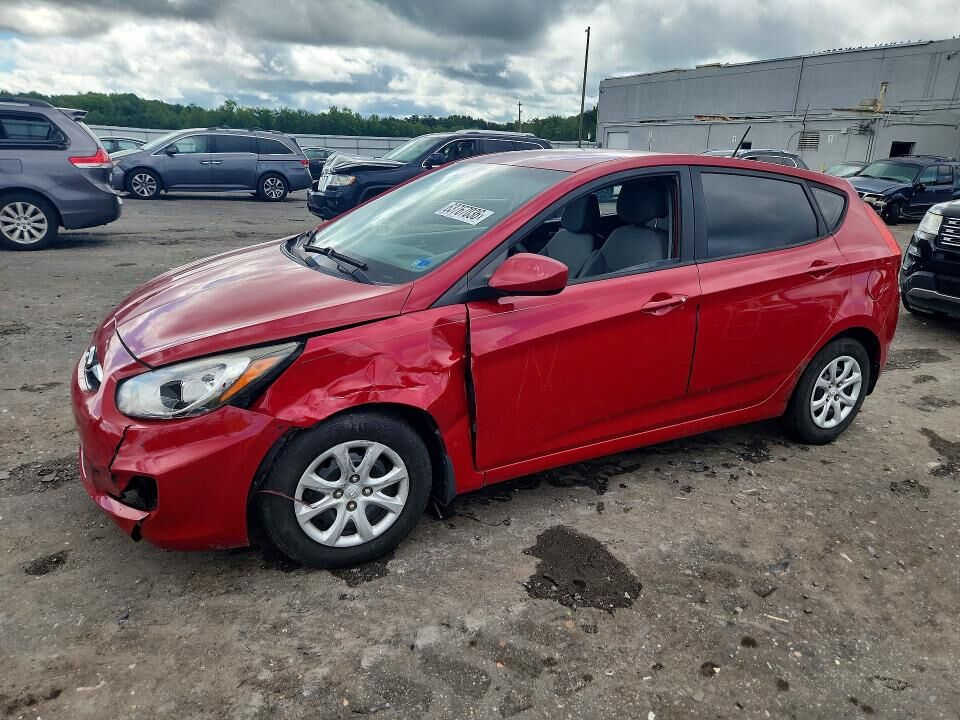2013 HYUNDAI Accent