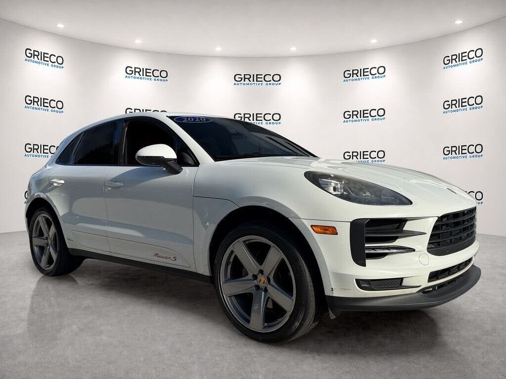2020 PORSCHE Macan