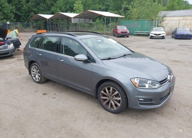 2016 VOLKSWAGEN Golf SportWagen