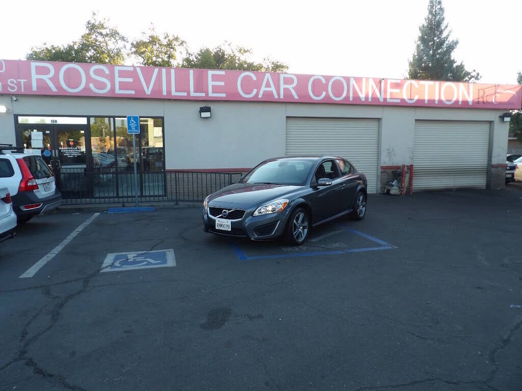 2013 VOLVO C30