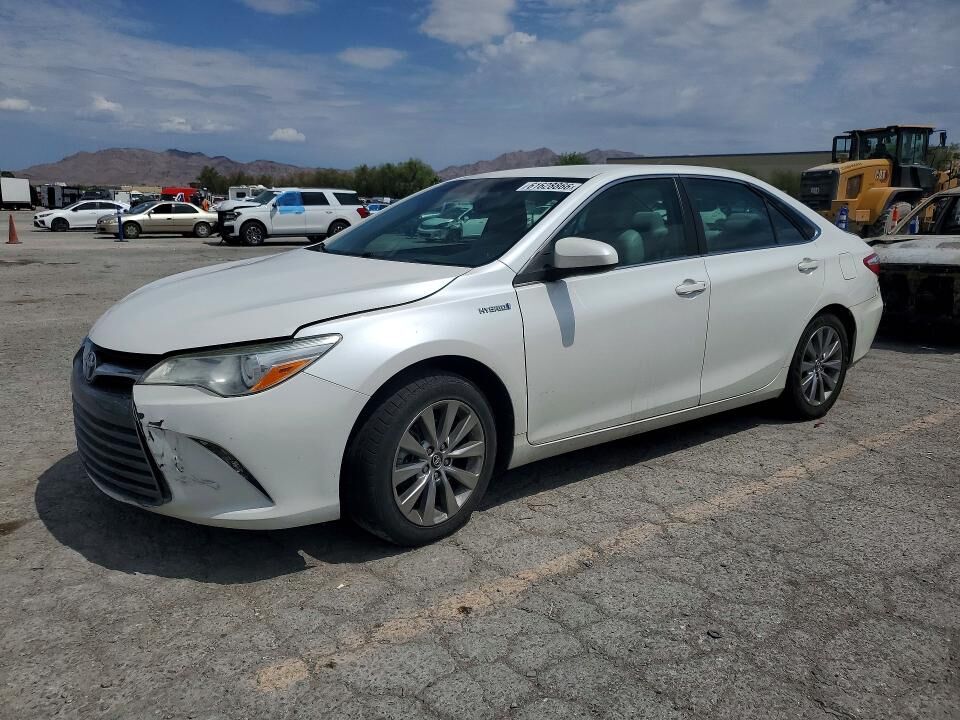 2017 TOYOTA Camry