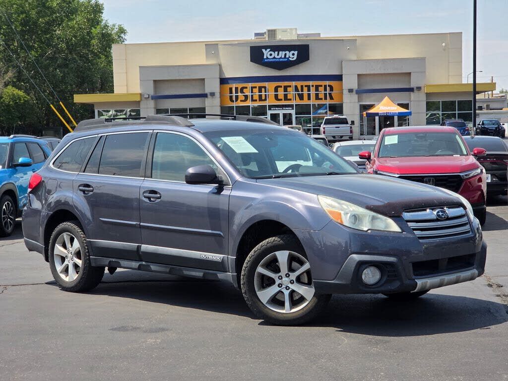 2014 SUBARU Outback