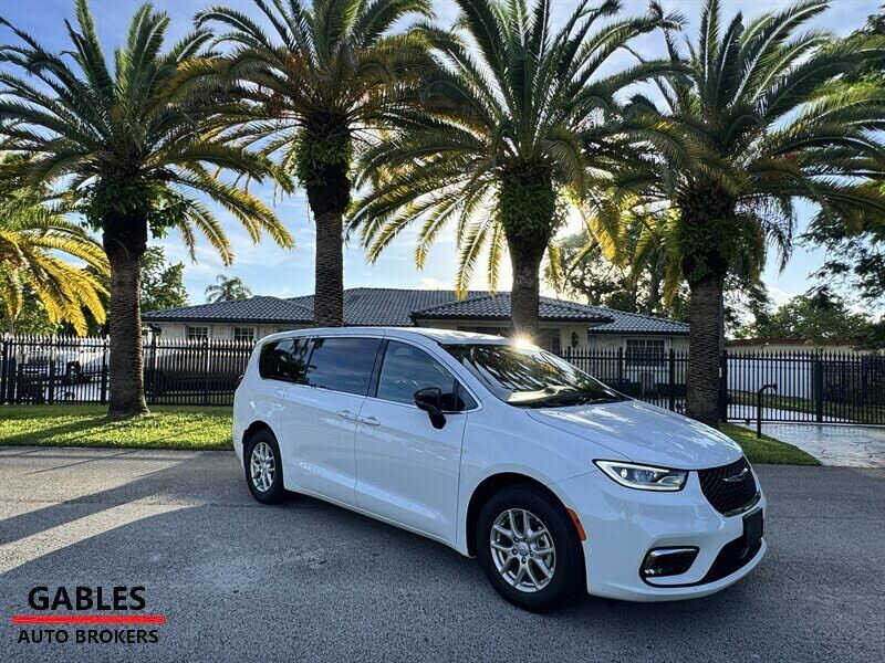 2026 CHRYSLER Pacifica