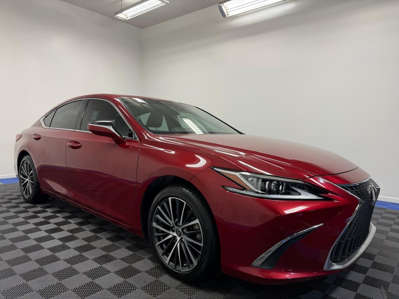 2023 LEXUS ES