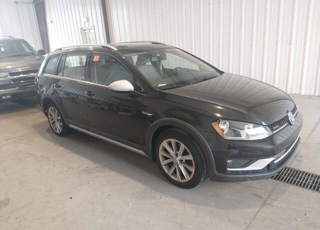 2017 VOLKSWAGEN Golf Alltrack