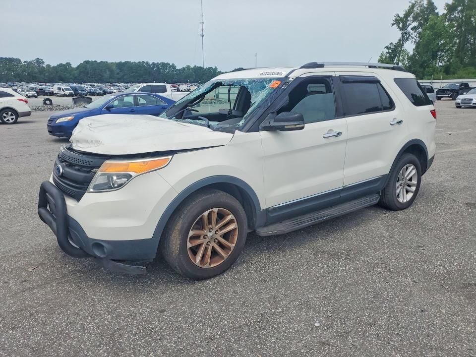 2011 FORD Explorer