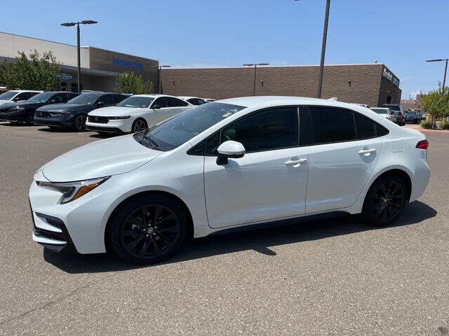 2024 TOYOTA Corolla