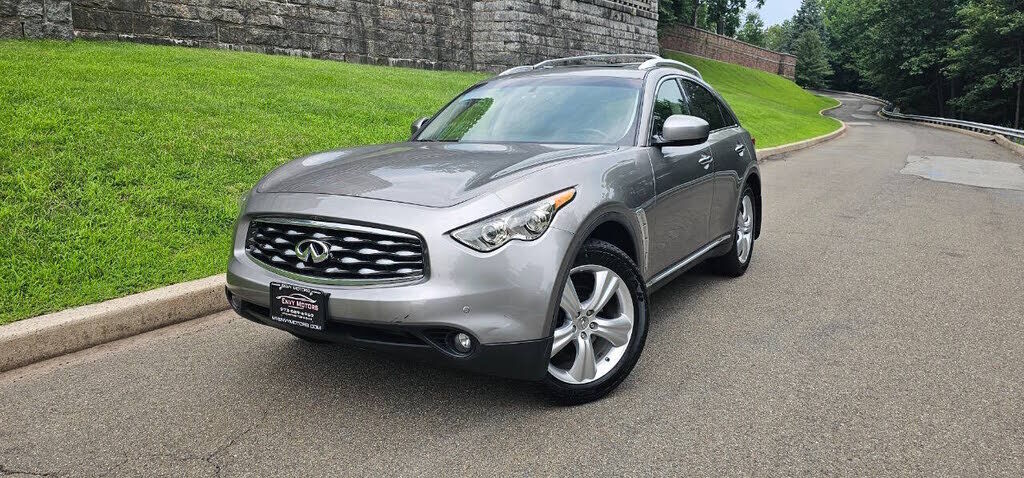 2011 INFINITI FX35