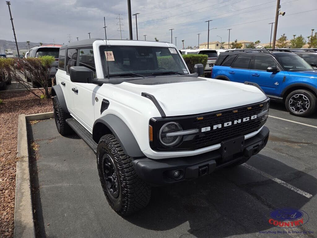 2023 FORD Bronco