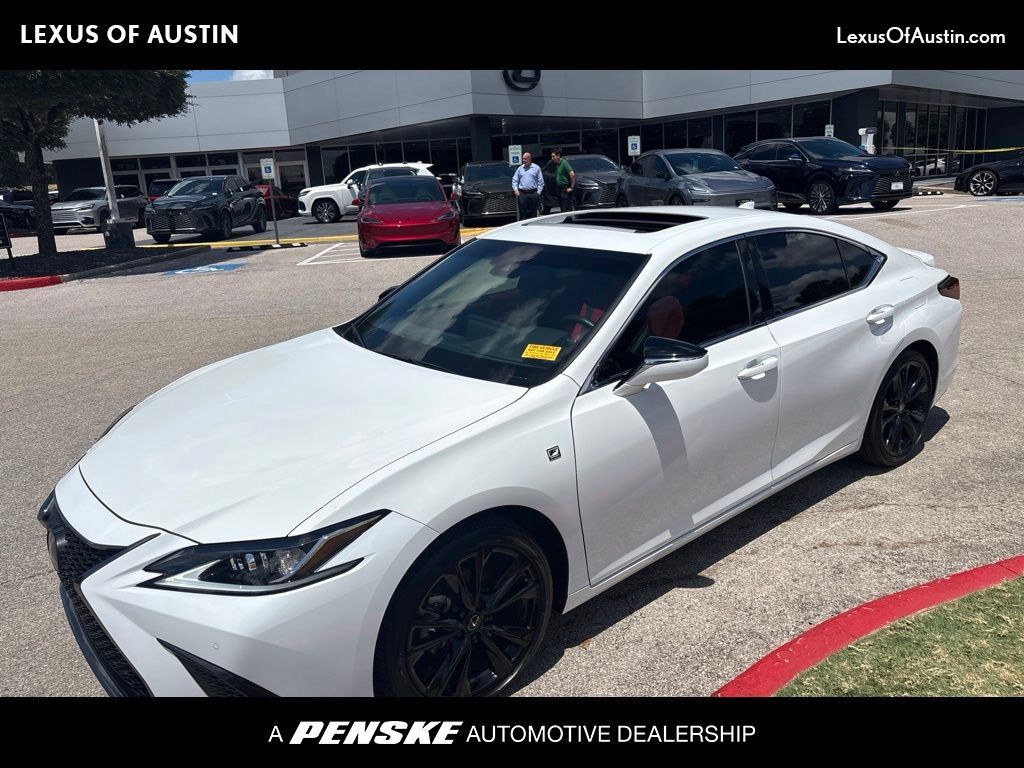 2024 LEXUS ES