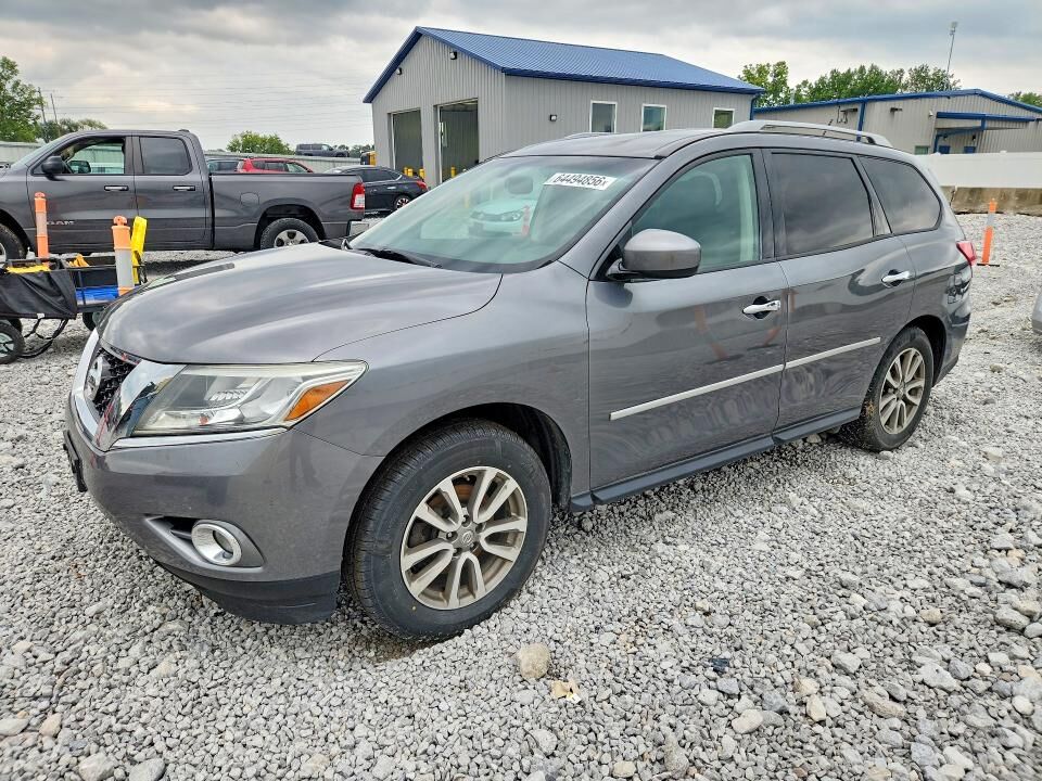 2016 NISSAN Pathfinder
