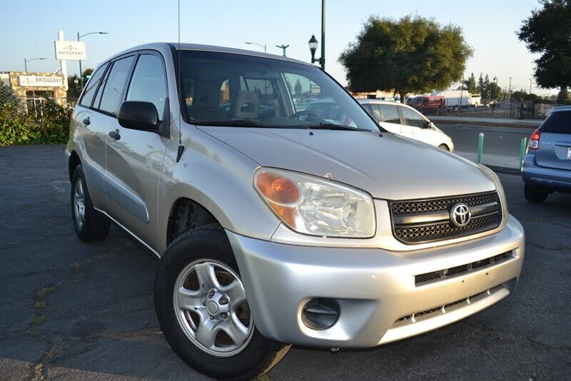 2004 TOYOTA RAV4