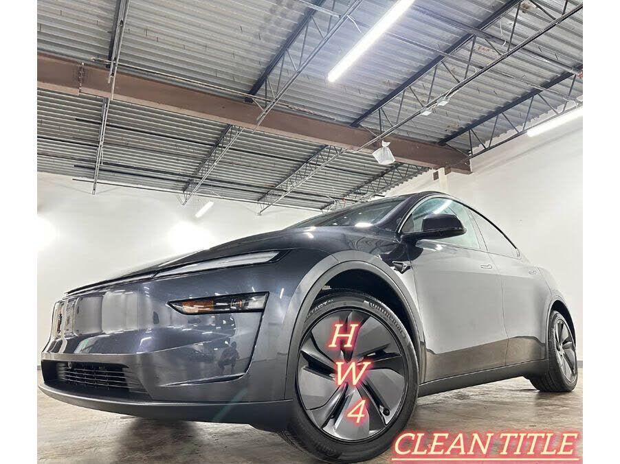 2026 TESLA Model Y