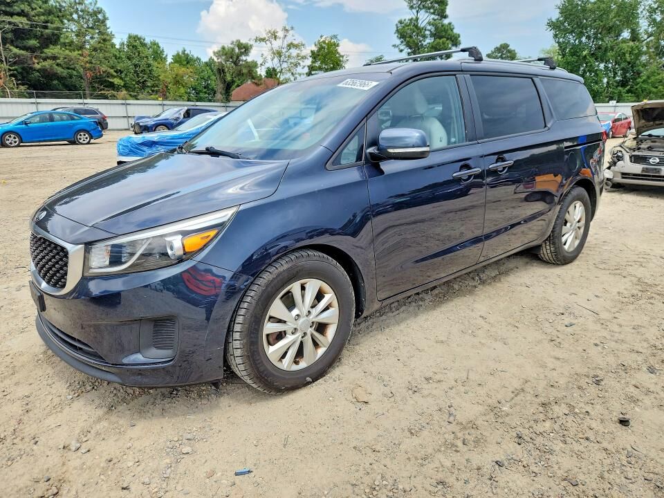 2016 KIA Sedona