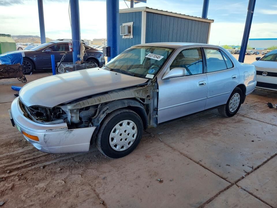 1995 TOYOTA Camry