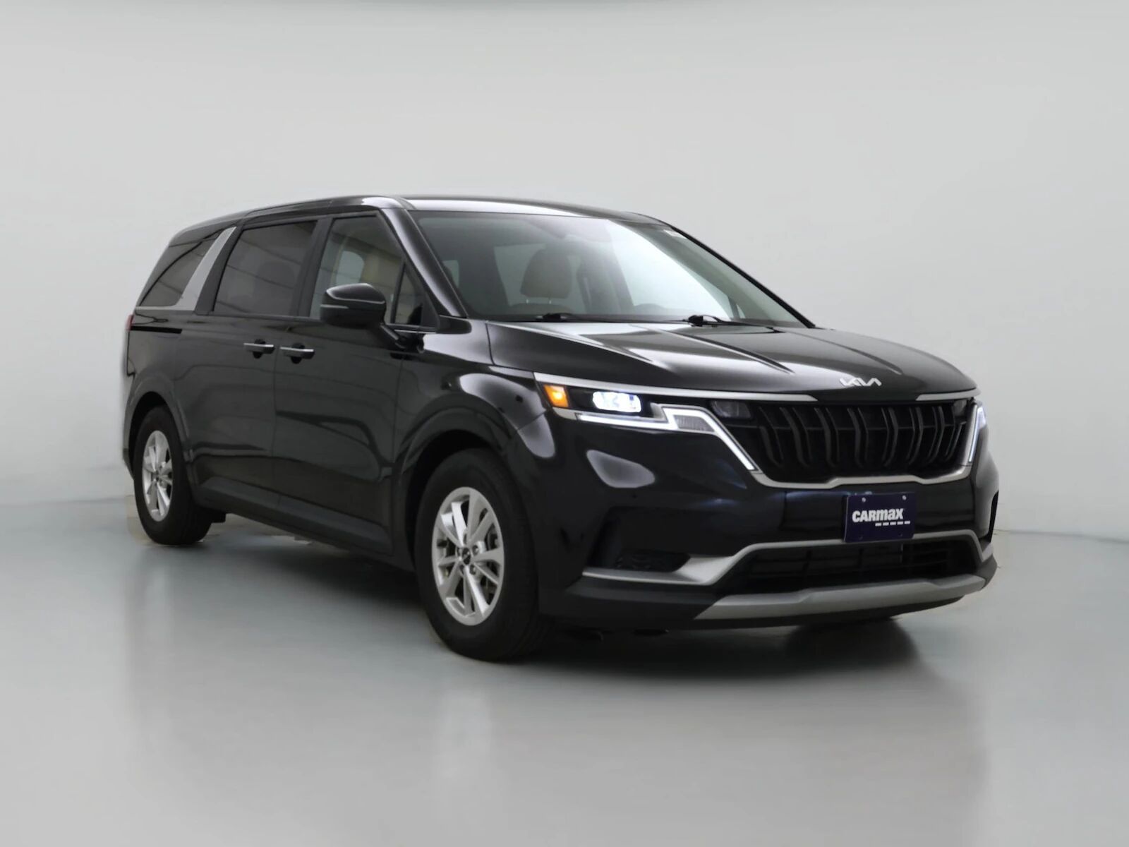 2024 KIA Carnival