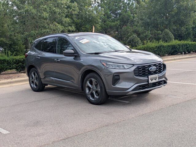 2024 FORD Escape