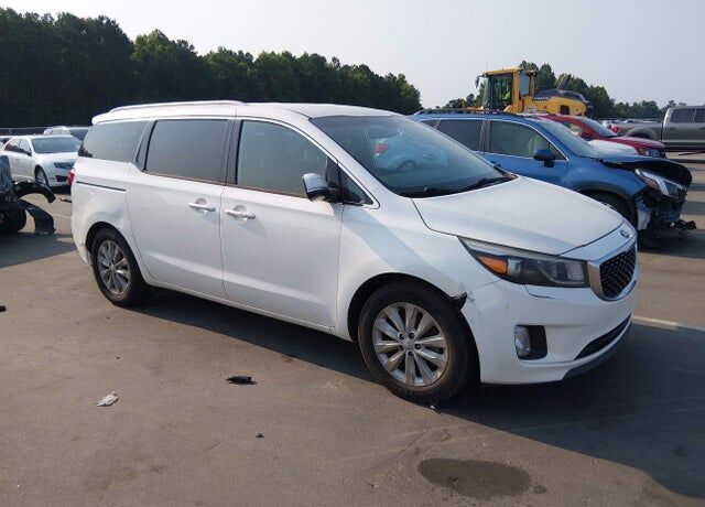 2015 KIA Sedona