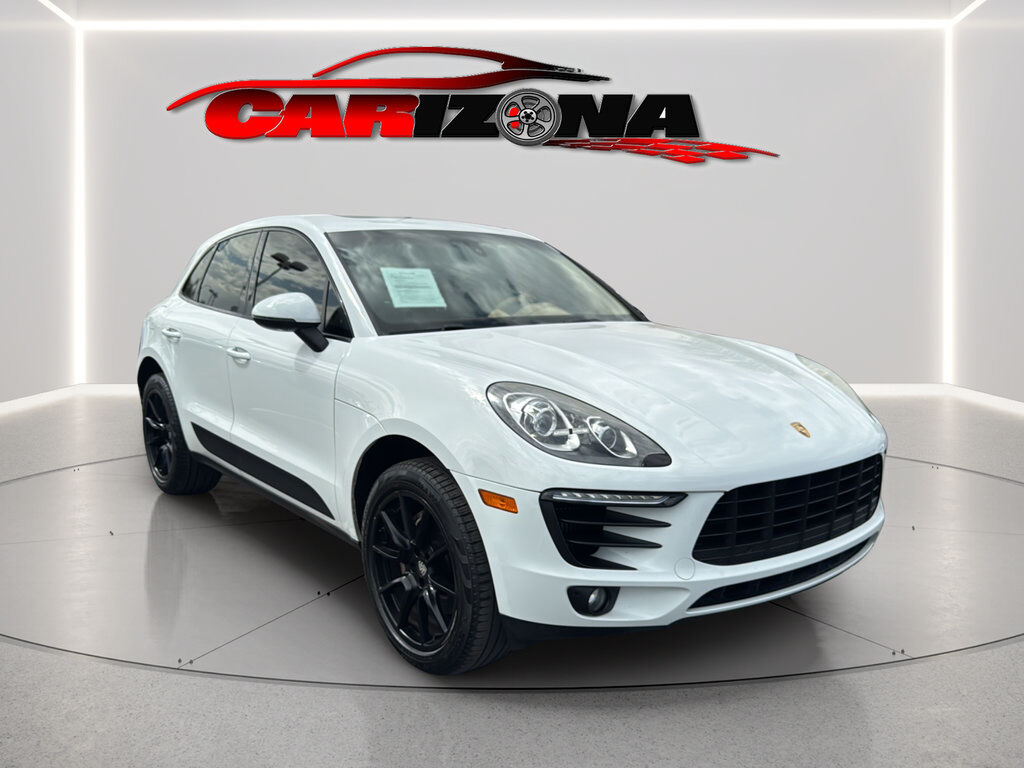 2016 PORSCHE Macan