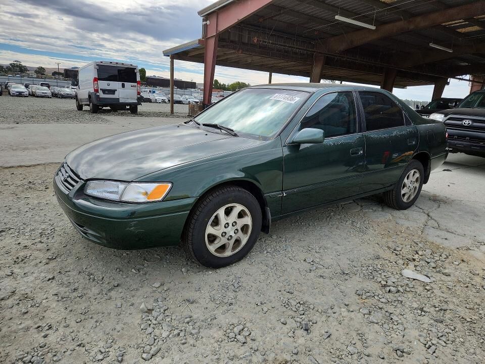 1999 TOYOTA Camry