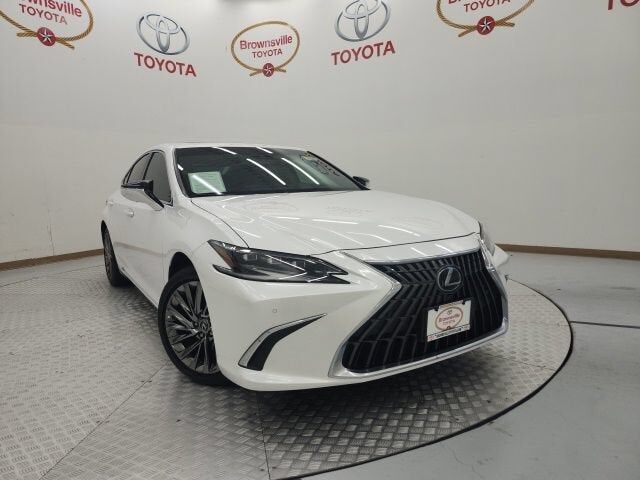 2025 LEXUS ES