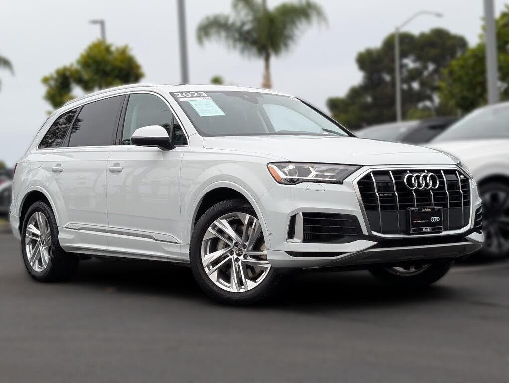 2023 AUDI Q7