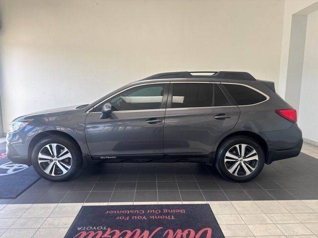 2018 SUBARU Outback