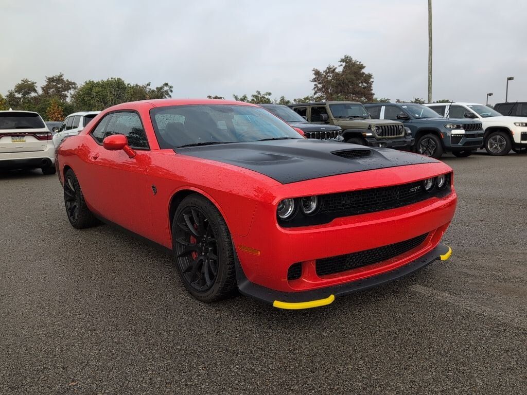 2016 DODGE Challenger