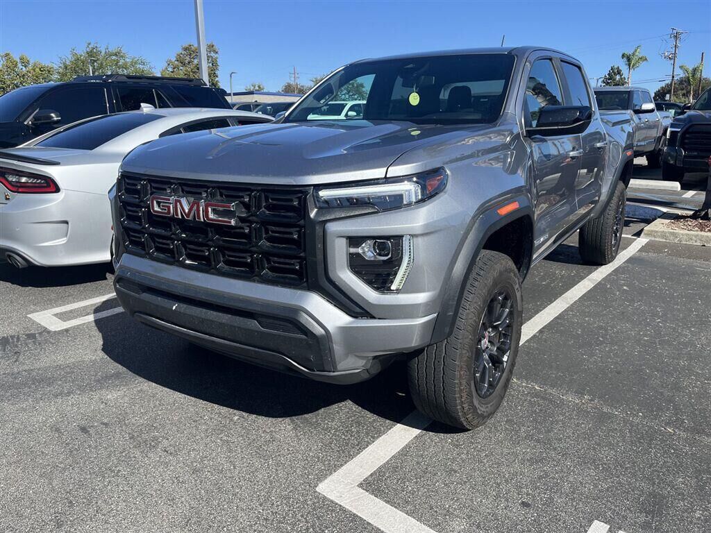 2024 GMC Canyon