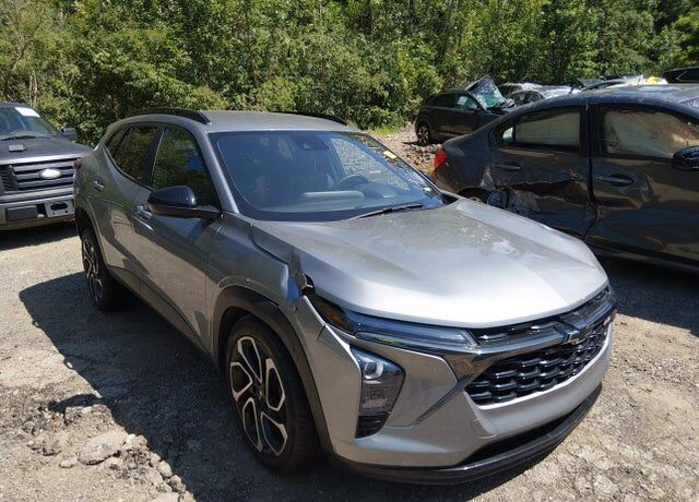 2024 CHEVROLET Trax