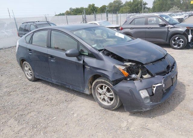 2011 TOYOTA PRIUS