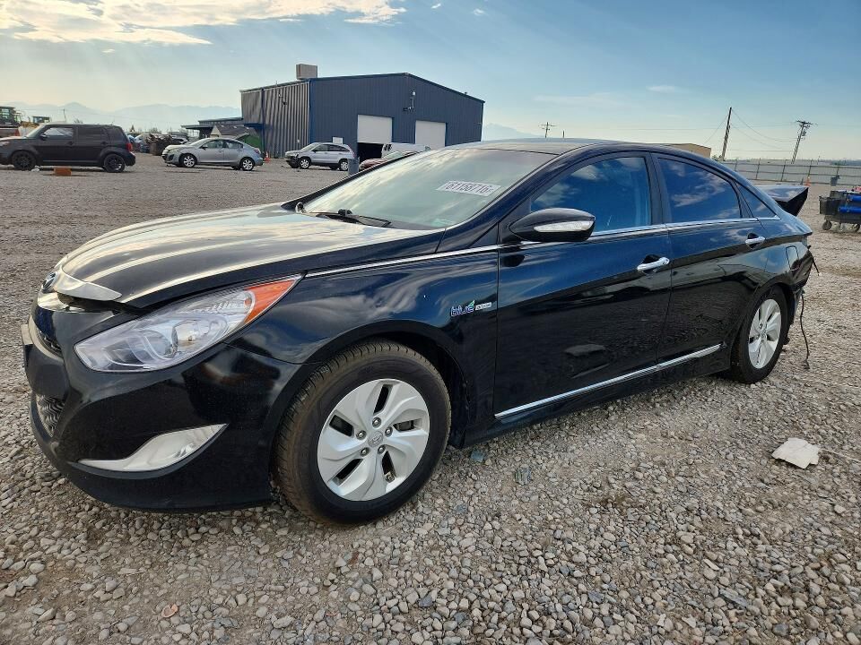 2013 HYUNDAI Sonata