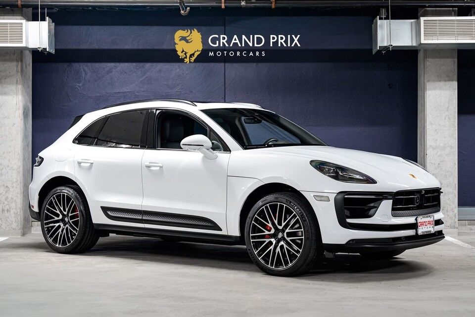 2024 PORSCHE Macan