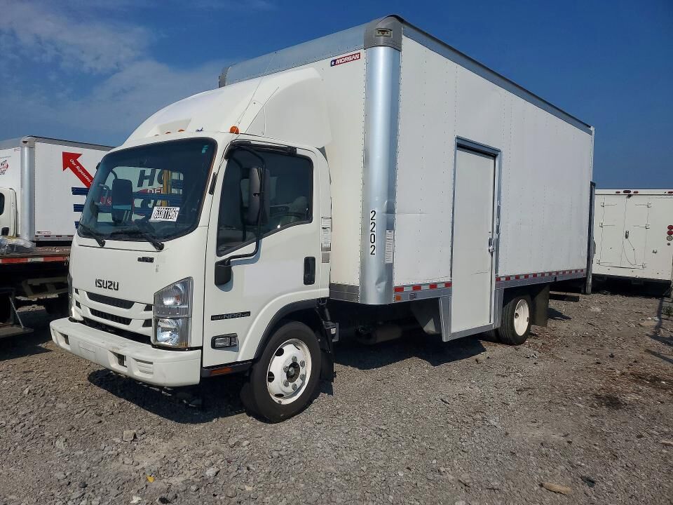 2022 ISUZU NPR-HD